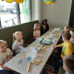 Sausainių dekoravimo dirbtuvėlės